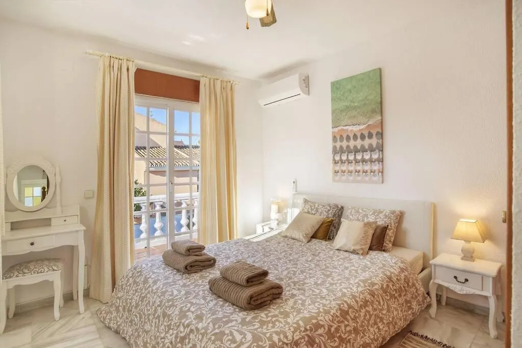 Villa Marina Benalmadena - 5 Min Walk To The Beach, Heated Pool, Spa, 5 Bedrooms Spain